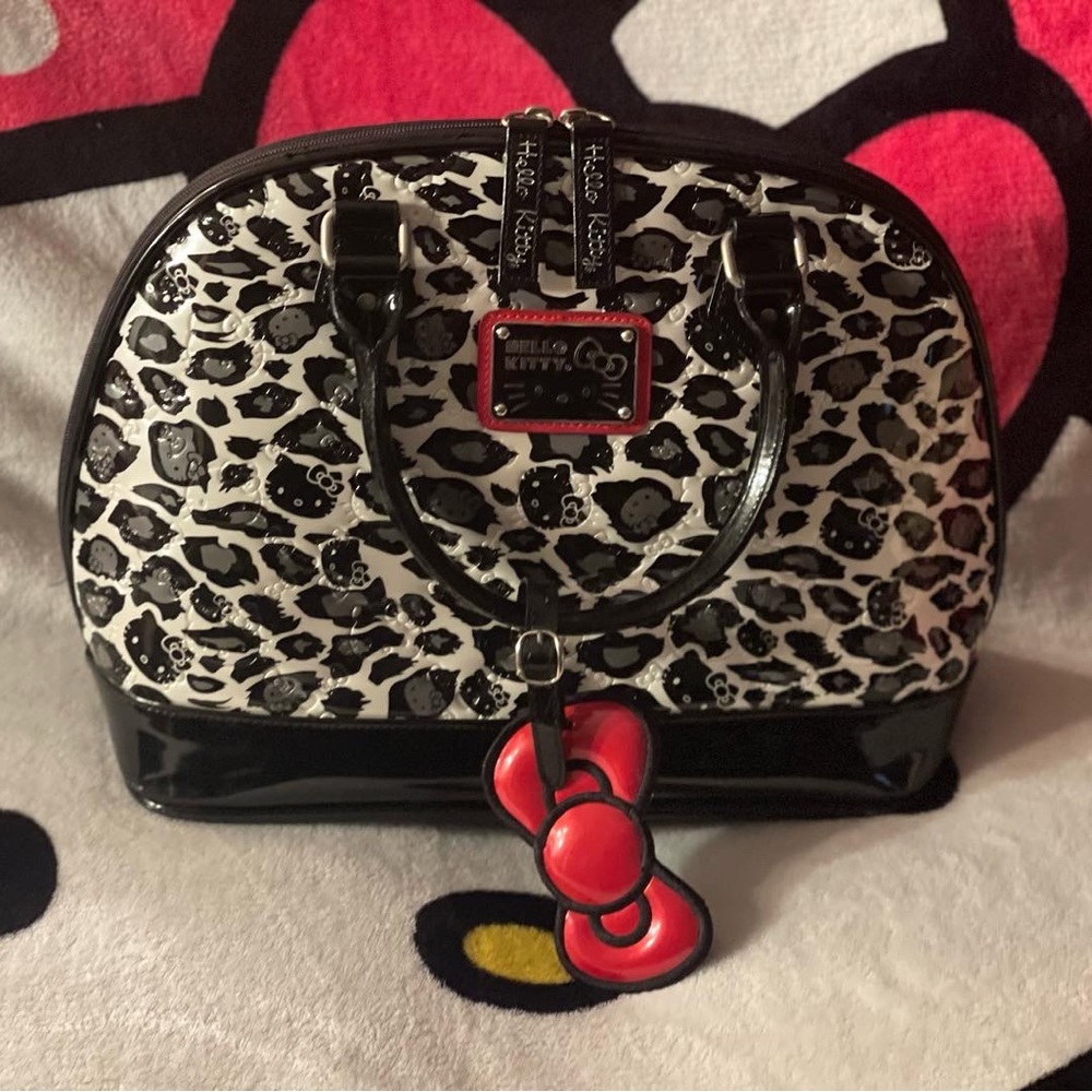 Hello Kitty Purse